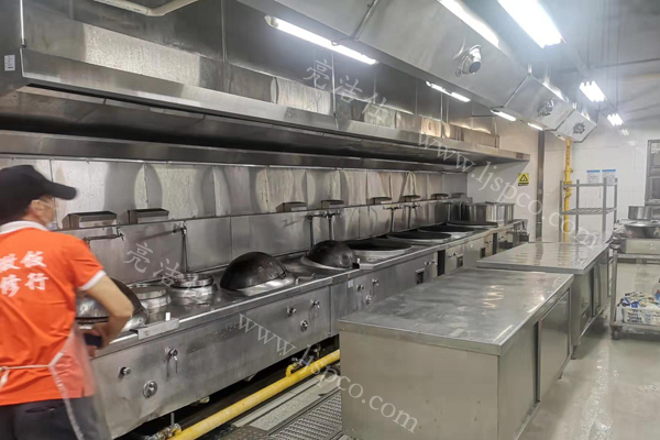 深圳大型油烟机清洗定期消除安全隐患(图3) 深圳大型油烟机清洗定期消除安全隐患(图3)